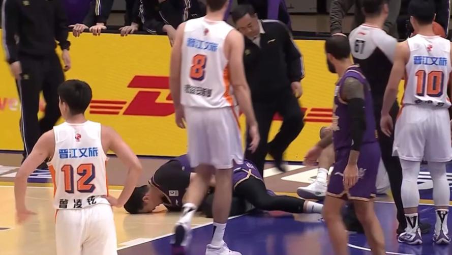 1夜2人重伤！大鸟赖俊豪伤情更新，庆鹏松一口气，德贵遭晴天霹雳