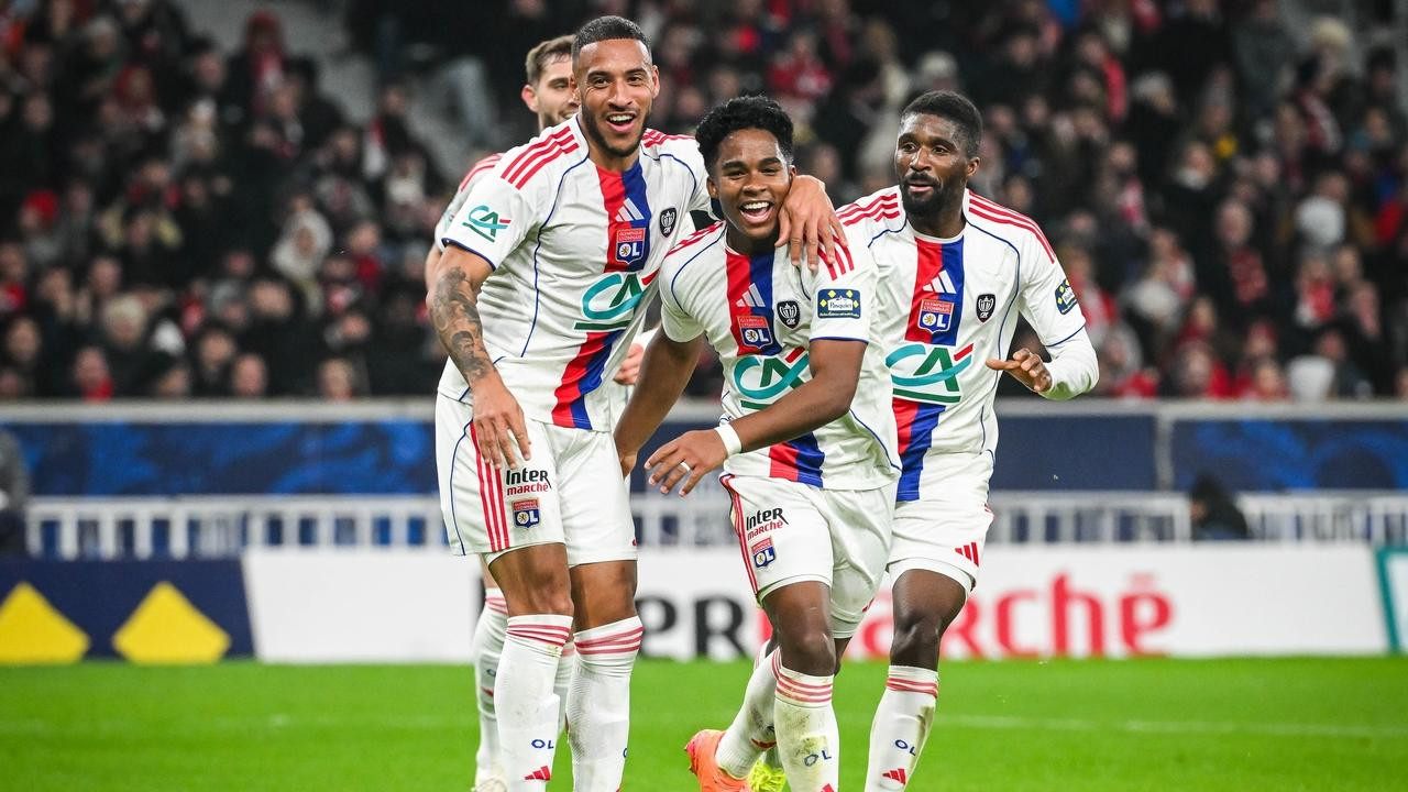 1.22今日分析三场比赛，欧罗巴比尔森VS波尔图。