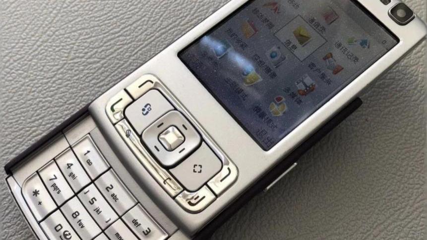 当初买不起的N95机皇，现在用195元为情怀买单，值不值？