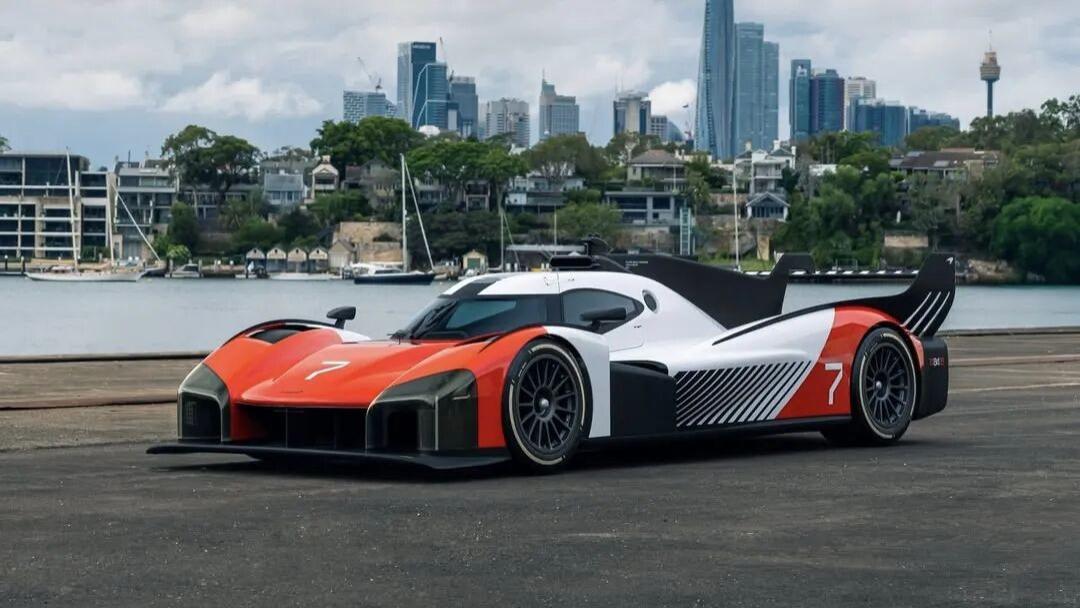 客户购买的迈凯伦勒芒Hypercar和赛车不同，没有混动系统