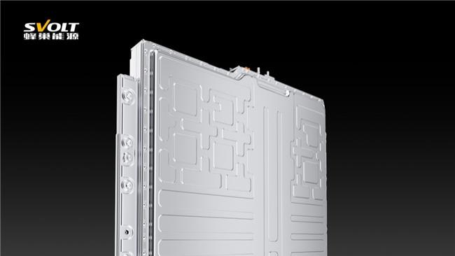 拆解蜂巢“堡垒2.0”：6C快充、双倍抗撞与不起火电芯如何炼成