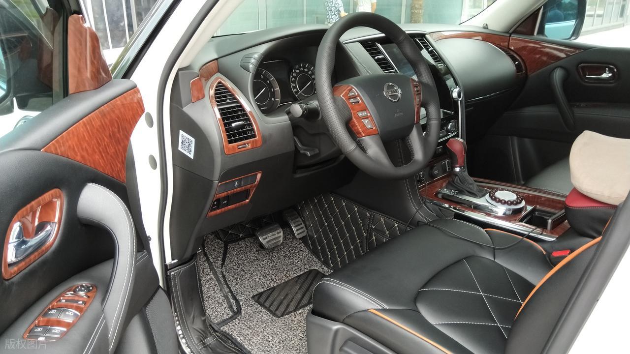 李想怒喷，水军大战引起新能源汽车竞争的遮羞布