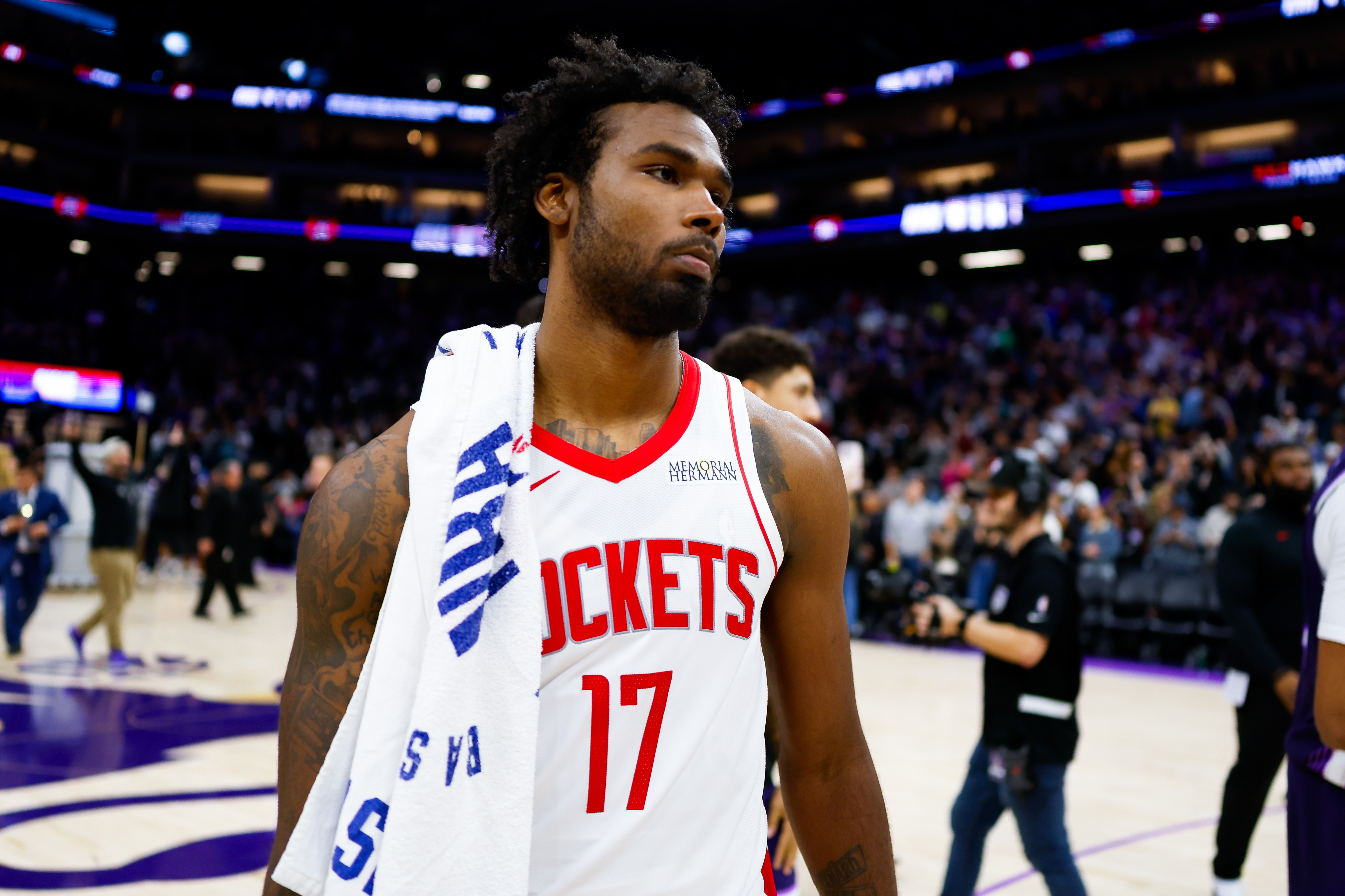 北京时间2月24日，火箭队在主场战胜爵士队。不过火箭队虽然赢球了，但是他们也有一