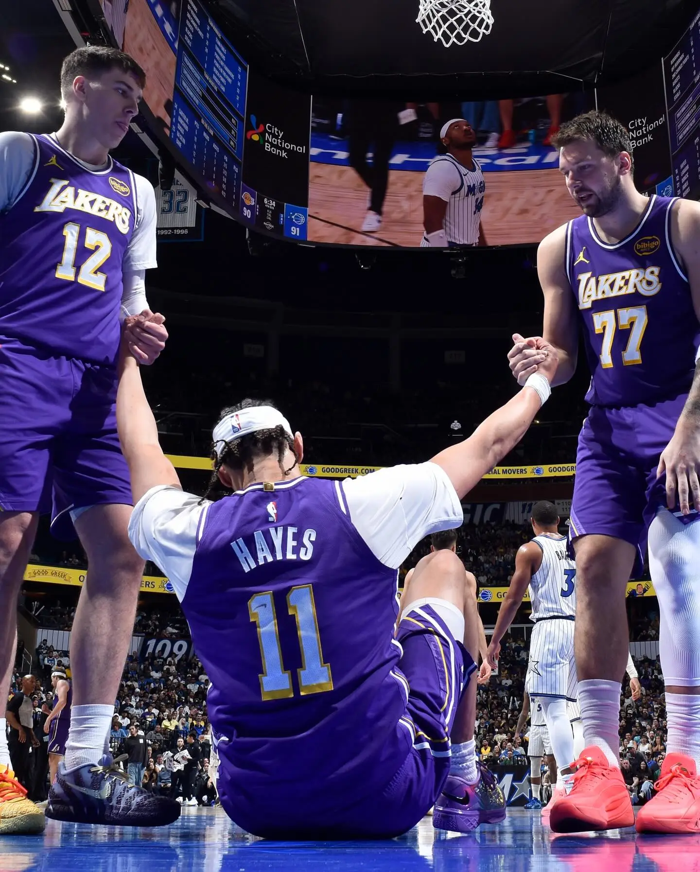 如何湖人今年再被森林狼以下克上，是不是可以解散了

总是很多人说艾顿对湖人可有可