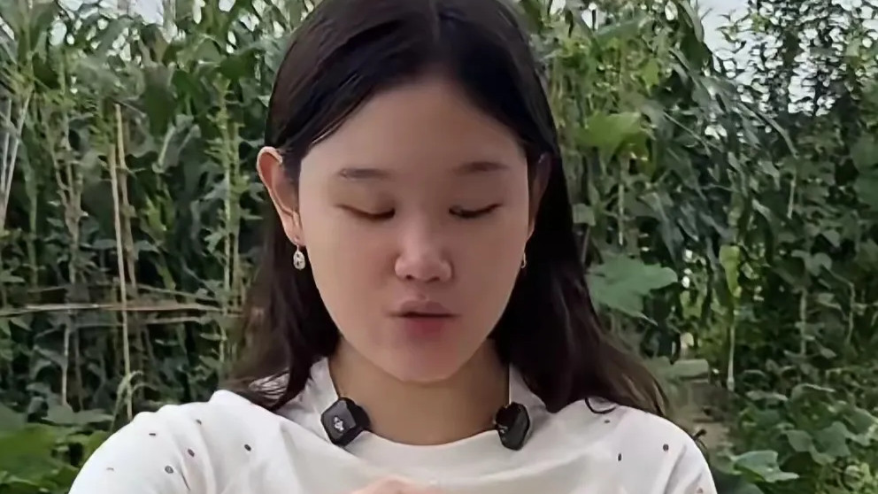 独挑百香果专场，张家齐这场直播让人看到冠军的另一面