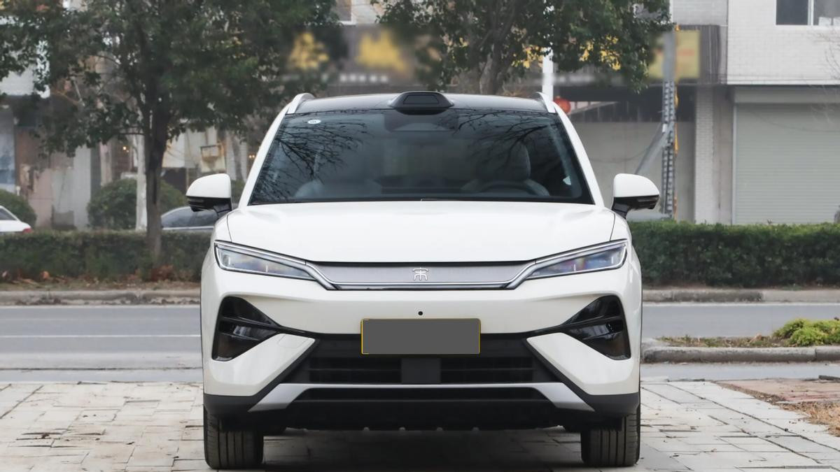 重塑纯电车产品矩阵，比亚迪连发多台新车，重点关注宋Ultra EV？