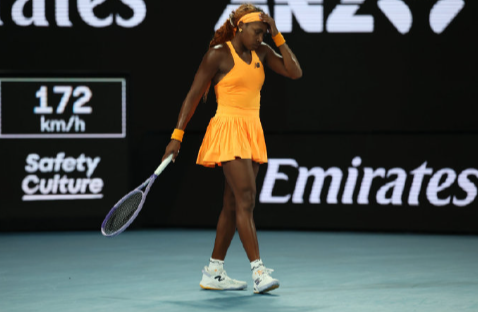 高芙无缘澳网四强澳网女单1/4决赛，3号种子高芙以1-6/2-6不敌12号种子斯