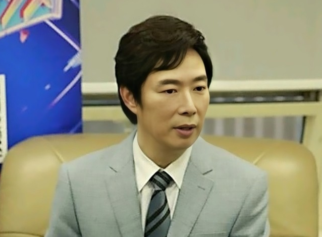 费玉清隐退6年默默捐千万救流浪猫狗真正的体面从不在聚光灯下
早些年他在香港开演唱