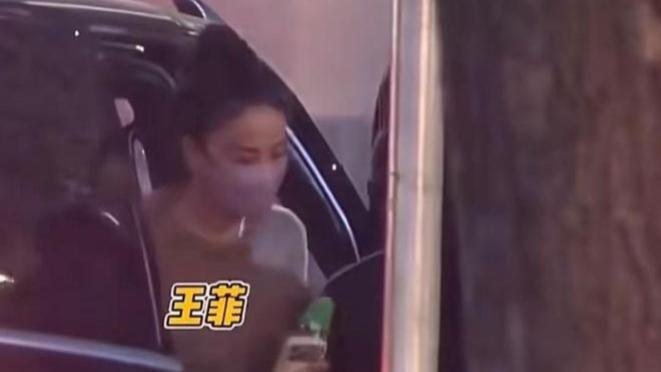 王菲俞飞鸿突然上热搜！这对看似毫无交集的人，竟然是深藏多年的神仙闺蜜