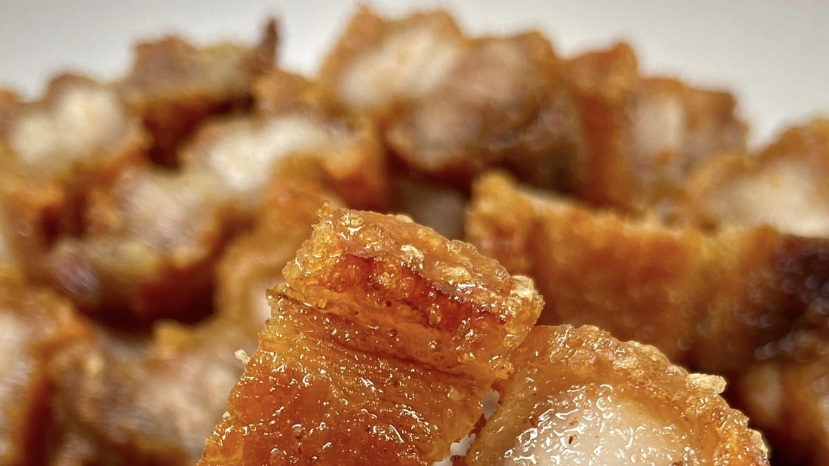 咔嚓掉渣！在家复刻香到舔盘的脆皮五花肉