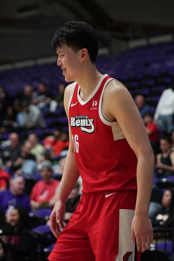 今天开拓者队发展联盟比赛输了真的是好可惜啊，在第四节领先的情况下痛失好局被奥斯汀