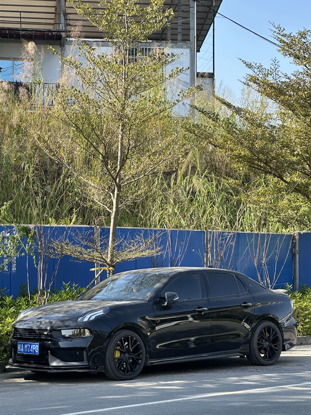 关于陪伴我6年的领克03
19年第一批领克03车主前来报道，买的是2.0t劲pr