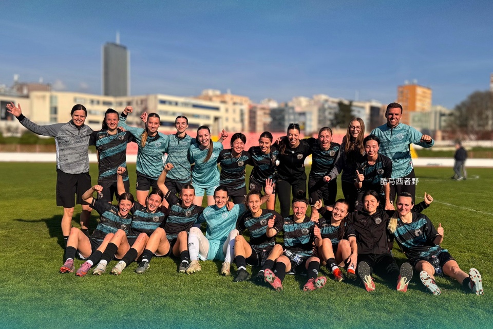 我想这次欧阳玉环去克罗地亚留洋，应该算是一种体验式留洋吧，出去看看外面的世界到底