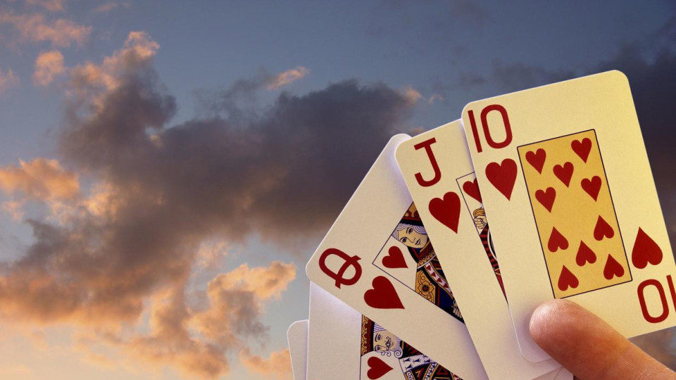 为什么现在大佬的饭局，后半场不去KTV，而是要打掼蛋？