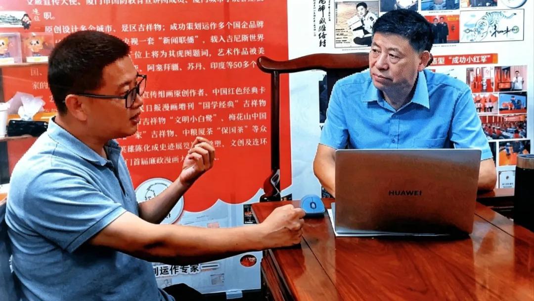从军旅笔为锋到文创连世界——专访福建省漫画研究会执行会长刘奎宁