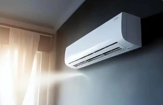 近日，据《中网传播》报道，空调经销商称各大品牌空调集体降价近千元，加上全国升温多