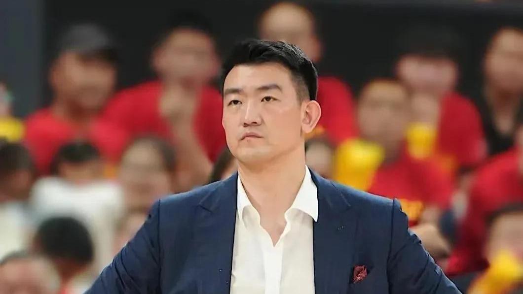 孙铭徽90度崴脚+距腓前韧带撕裂，需休战数月，广厦难了