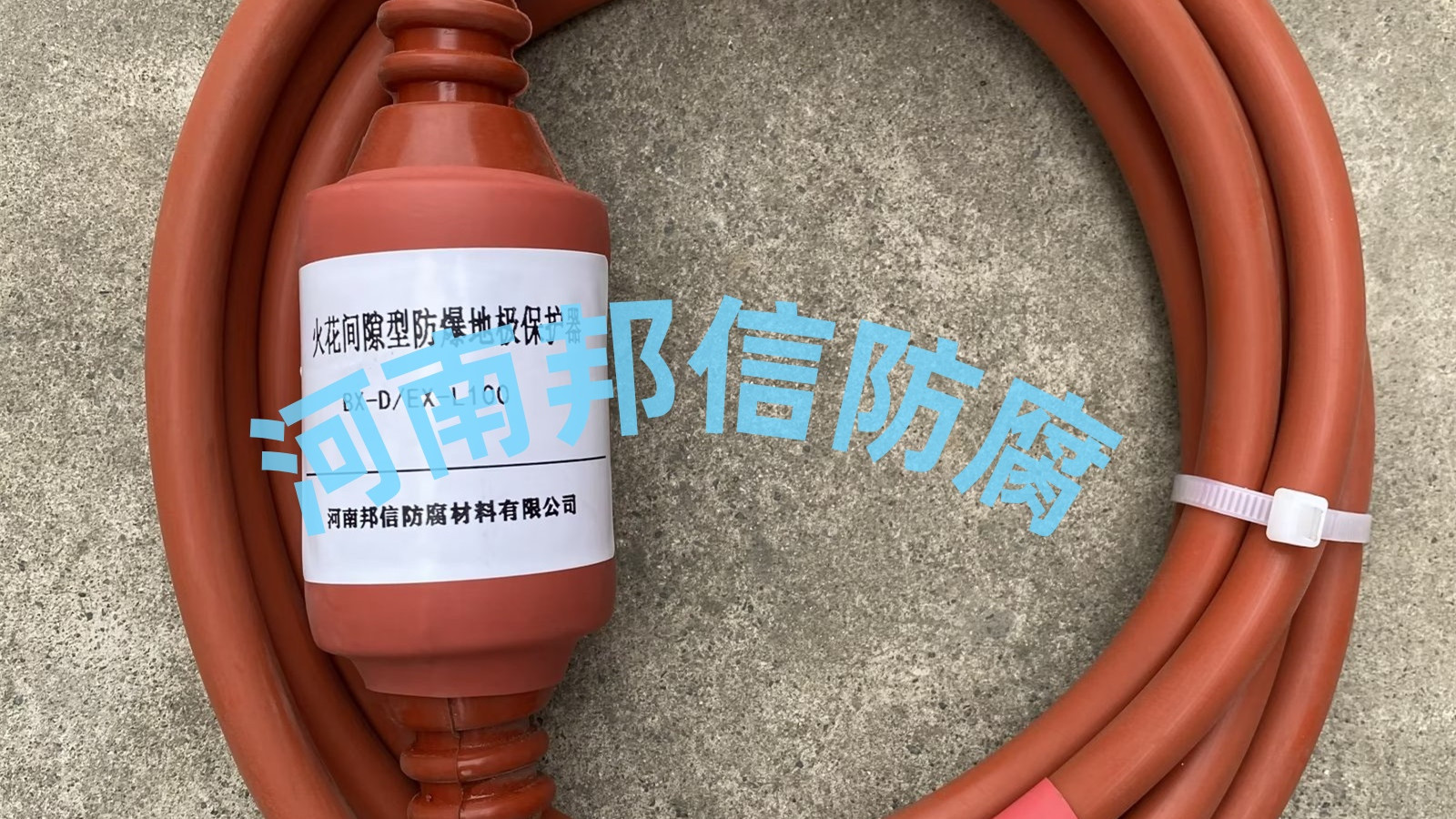 过电压冲击防护，火花间隙保护器如何稳压护设备