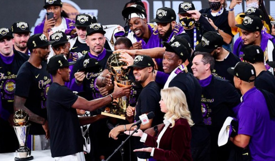 库克的真言：湖人 20 年卫冕失败的核心，不是实力下滑而是氛围崩塌