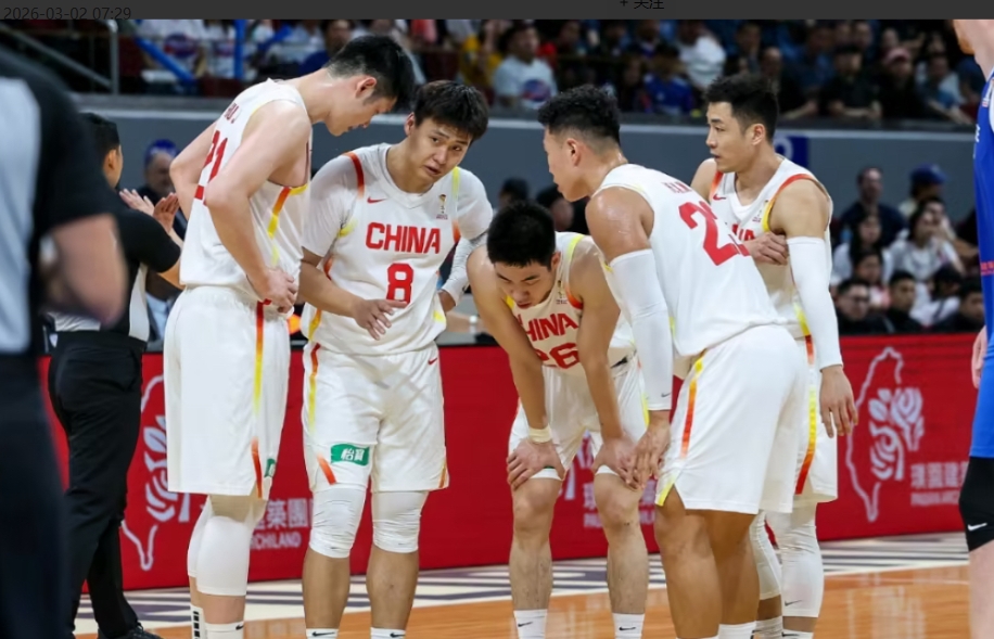 赢了却想骂人？中国男篮这波操作太刺激，赢球全靠“命硬”！
家人们，昨晚这比赛看得