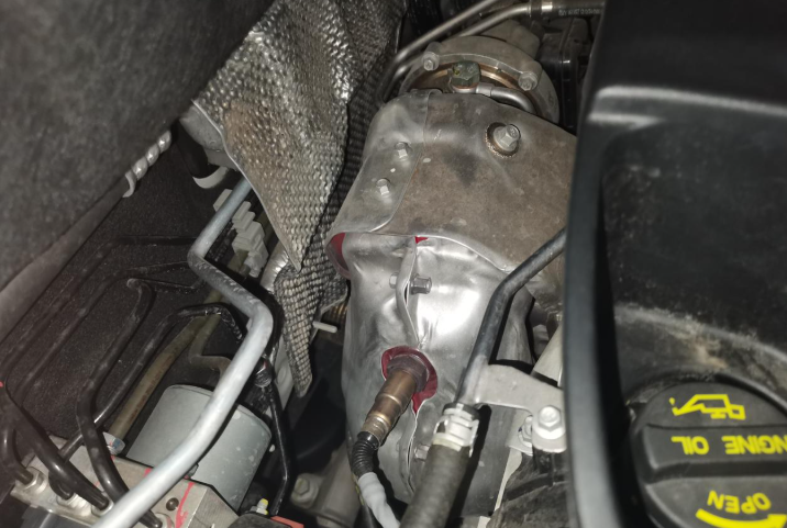 我的车是长安CS75puis1.5T发动机上山十分钟了涡轮增压红了踩油门没动力了