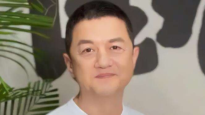 这次庾澄庆的爆料，没给王菲留一丝体面，难怪李亚鹏选择和她离婚