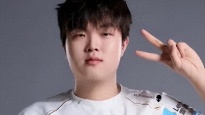 Bin哥跑了？BLG上调新上单，BIN与管理层发生冲突背包“跑路”