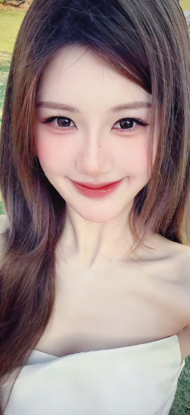 她好可爱，就像一块香香软软的小蛋糕——赵露思