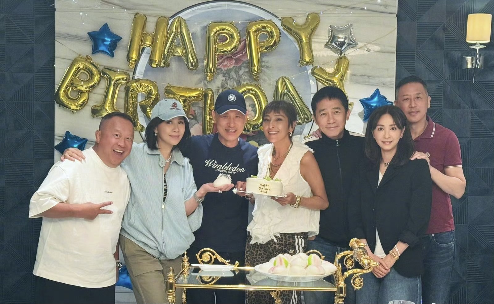 张学友梁朝伟同框！这场港圈生日宴藏了多少回忆