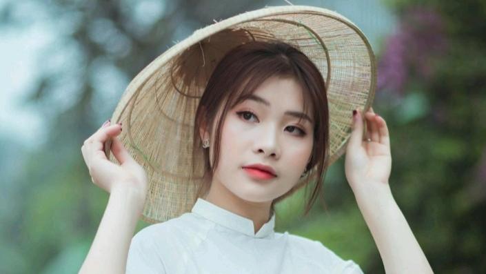 相亲和自由恋爱哪个好？相亲找的是情人，而非老婆