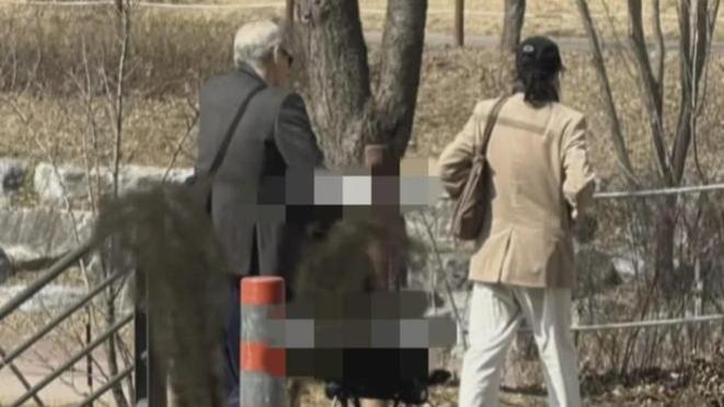 金敏喜洪尚秀被偶遇