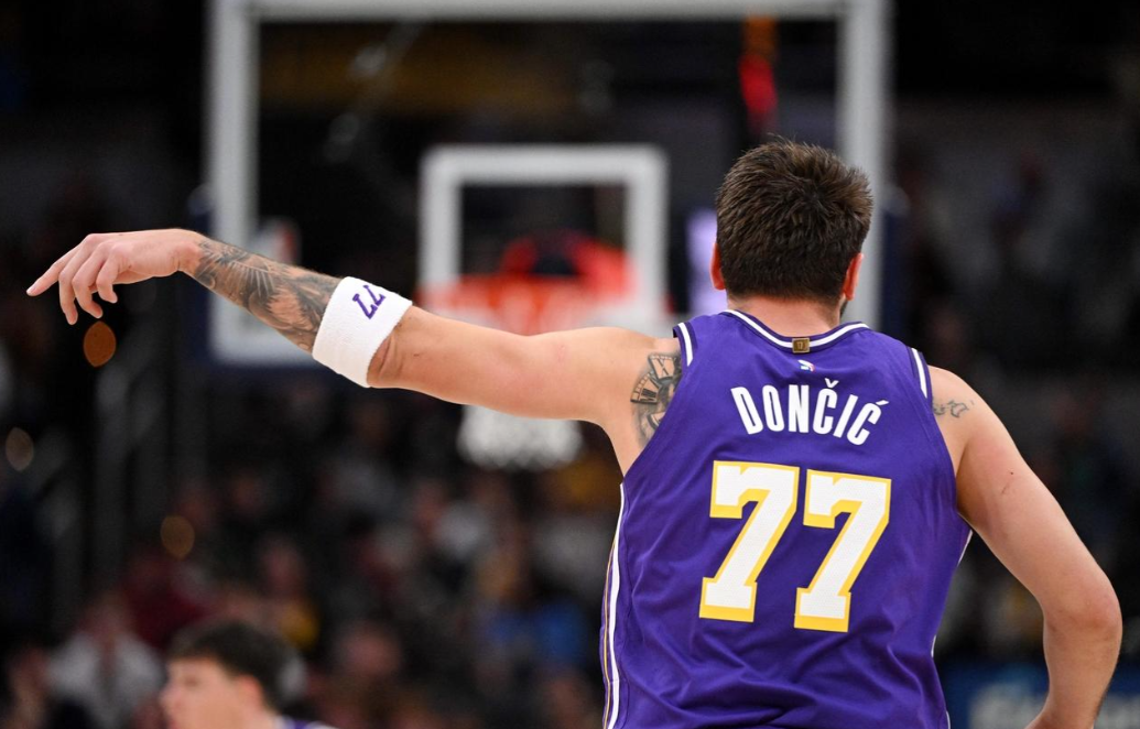 3月26日，NBA常规赛，湖人137-130步行者。此役，东契奇砍下43分6篮板