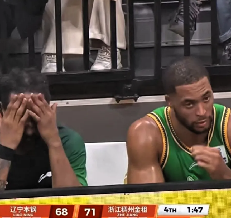 两场关键的卡位战，辽宁队输给了浙江，而广东队也输给了福建。

这种情况下，辽宁队