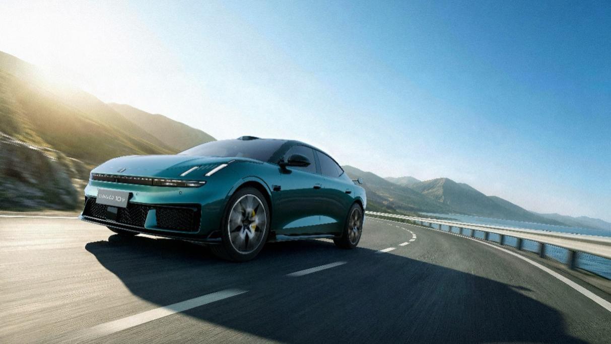 领克10+&10全球首秀，开启“秒充2公里”性能时代