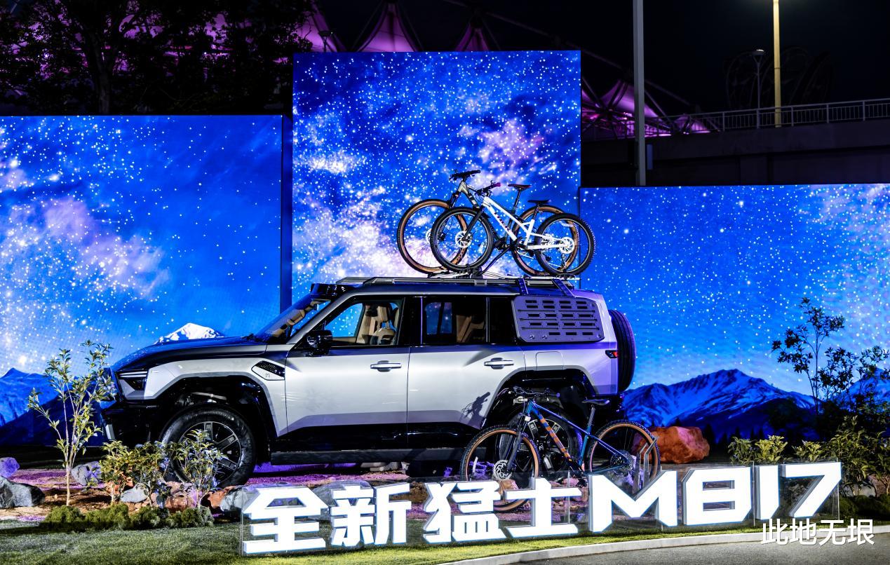 家用越野两不误！29.99万元起！华为赋能全新猛士M817