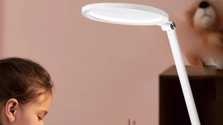 护眼台灯选长条形的还是圆形的？怎么挑选护眼灯？哪个牌子靠谱？