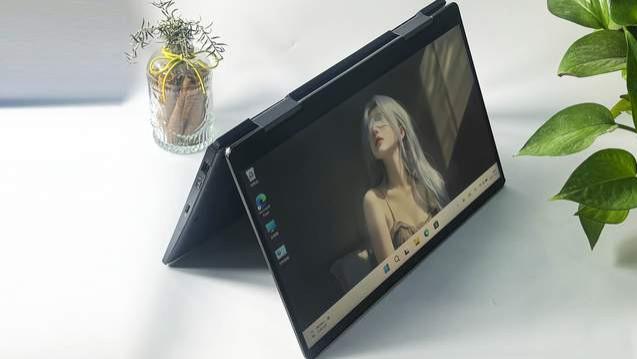 千元价位东芝笔记本电脑，13.3英寸触控翻转屏，十一代酷睿流畅用