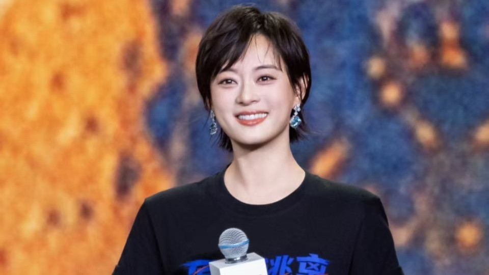 顶级减法重塑骨相之美：孙俪妆造逆袭背后的审美觉醒