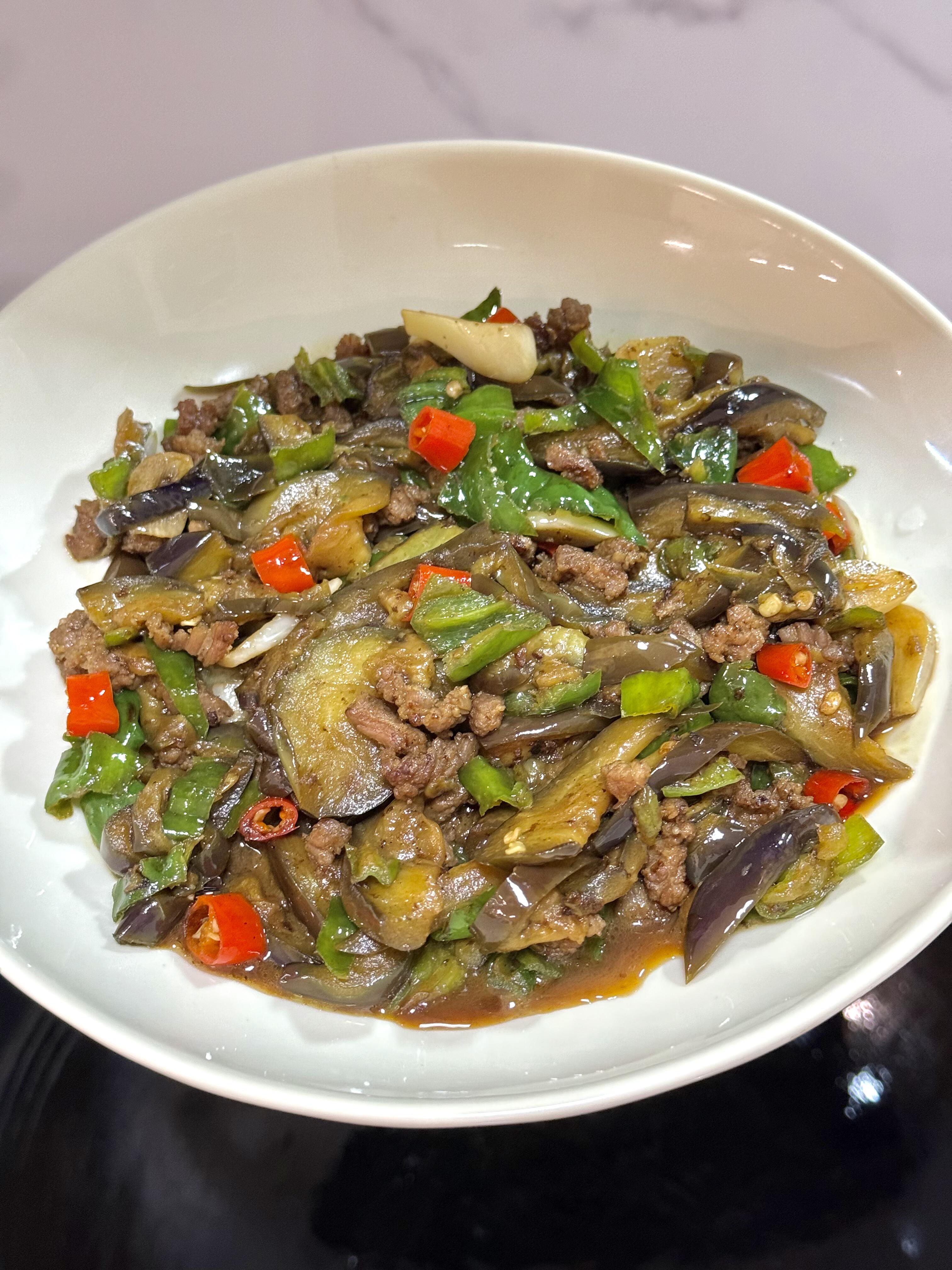 救命！这道肉末茄子直接炫空3碗饭🍚下饭到犯规
谁懂啊家人们😭 肉末茄子就是刻