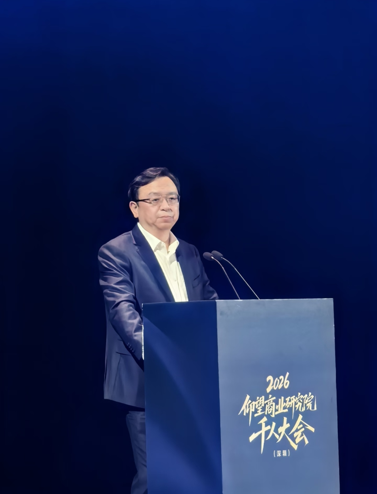 比亚迪董事长王传福直言：目前，比亚迪电池产能紧张，包括王朝、海洋、腾势、仰望在内