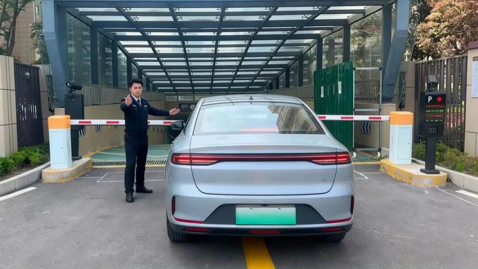 为什么你的电车，连自家小区地库都进不去？