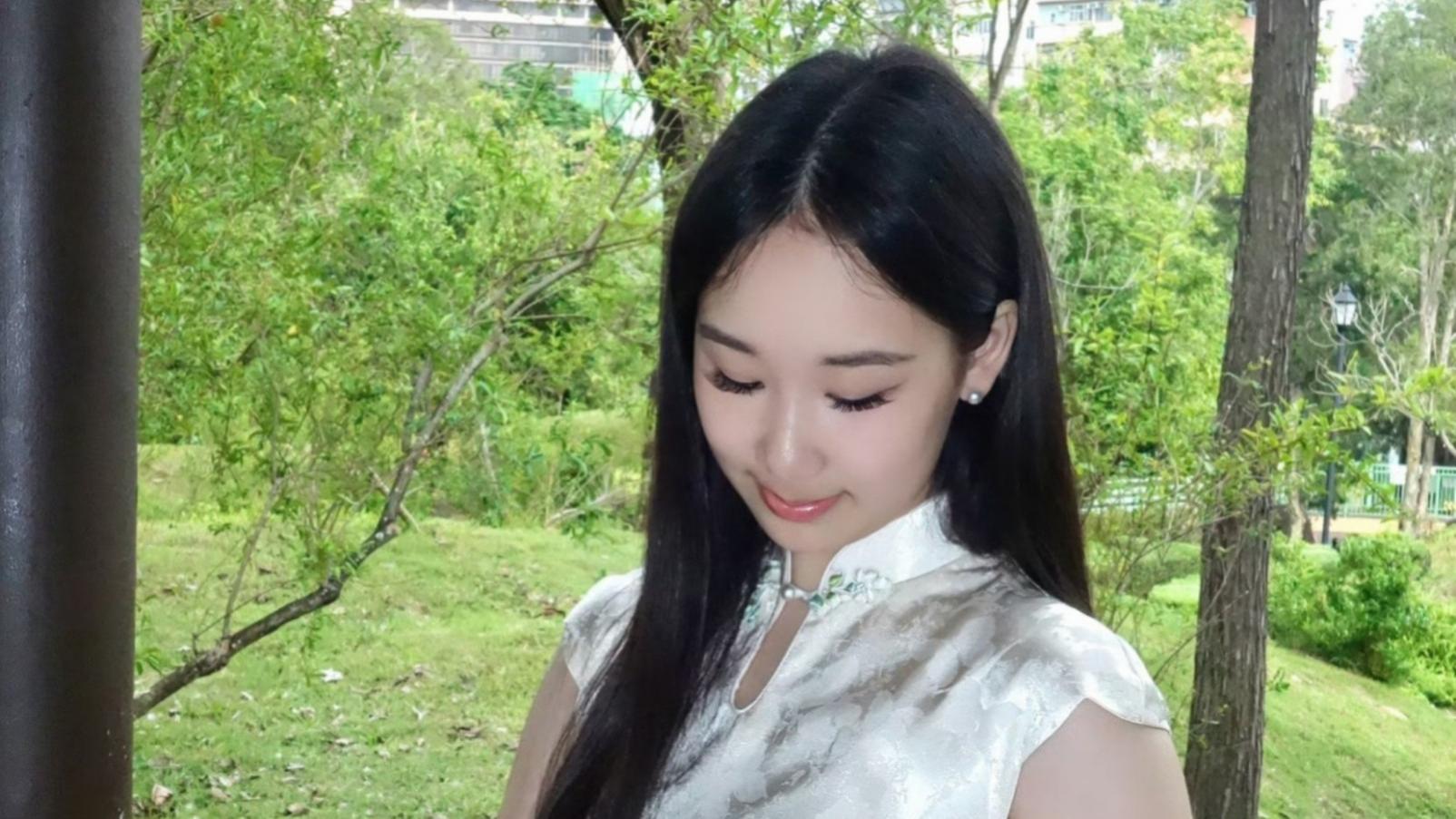 赵文卓18岁女儿近照惊艳刷屏：从武术世家的“小玫瑰”到东方古典美人，这变化太大了