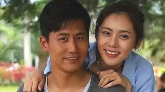 一条短信吓坏于晓光？秋瓷炫刷卡买包惹出夫妻趣事，甜蜜日常笑翻网友