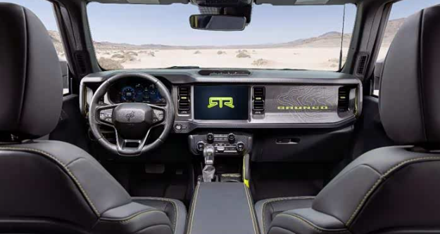 2027款福特烈马RTR内饰官图曝光
美国底特律传来重磅消息——2027款福特烈