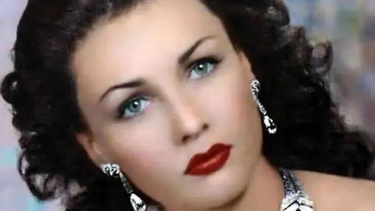 法丝娅：巴列维国王的第一任王后，婚姻不是牢笼，清醒才是底气