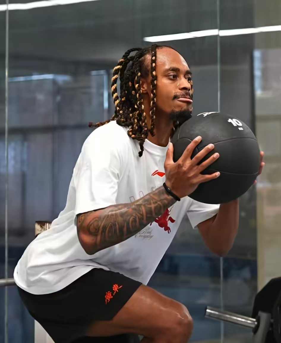 杜锋亲自监督，萨林杰拼命训练，第二阶段检验成果，赛程并不轻松