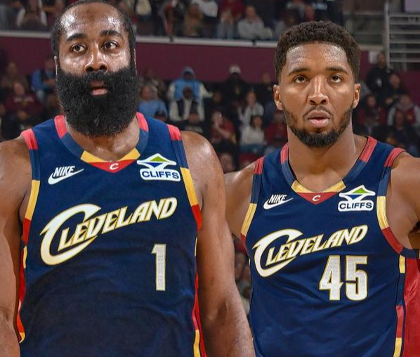 NBA季后赛，骑士125-120战胜猛龙。
此役过后，哈登23分骑士拿下天王山大