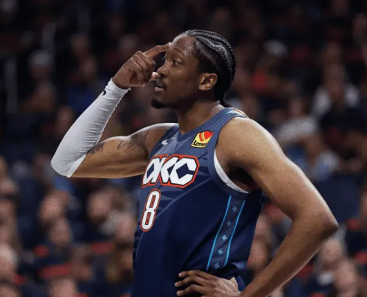 据记者Shams Charania报道，雷霆球员杰伦-威廉姆斯遭遇左腿一级腿筋拉