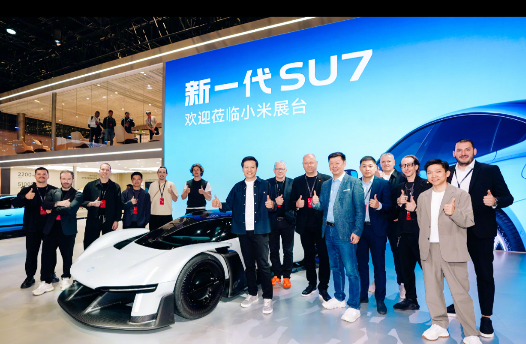 雷军官宣！小米YU7 GT定档5月底，纯血GT+德味调校太香了
北京车展小米展台