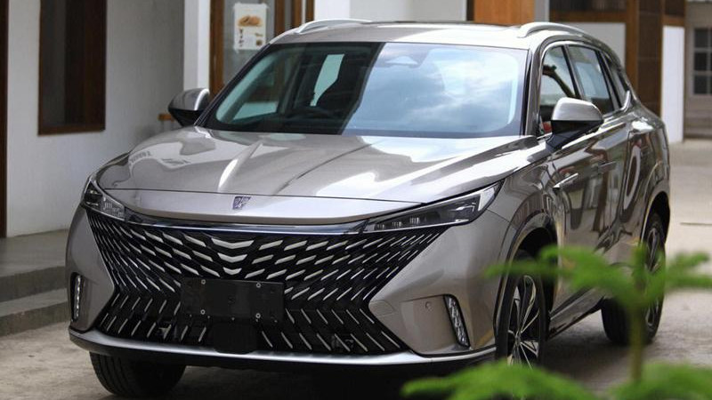 车主带车架号实名维权，第三代荣威RX5何时能升级？